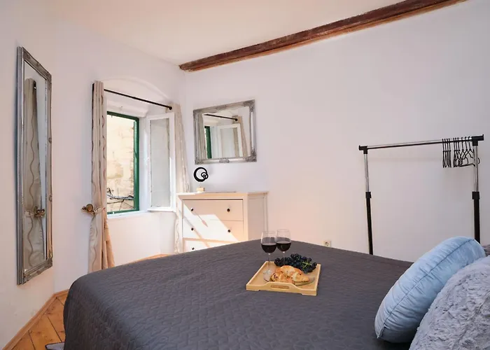 Apartment Wohnung Galeriana Palace Bei Litto By Interhome Split