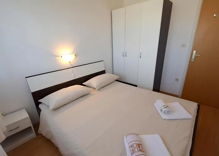 Apartment Marinela 1 By Interhome Njivice