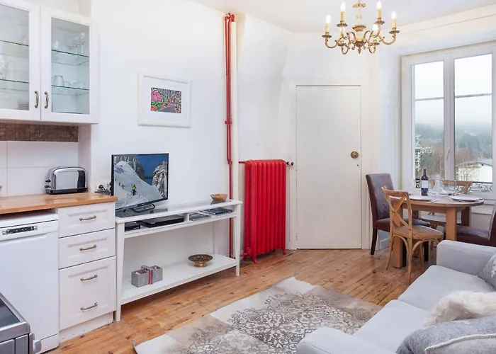 Apartment Wohnung In Chamonix Centre-Ville Und Bergblick By Interhome