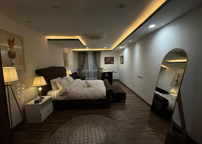 Gold Crest Modern & Luxury Apartments-City View Dha Lahore
