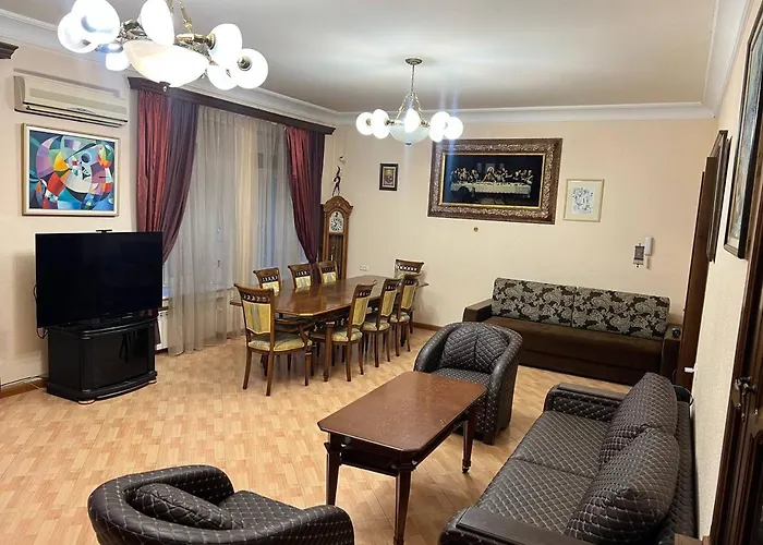 Isahakyan 22 Apartment Yerevan
