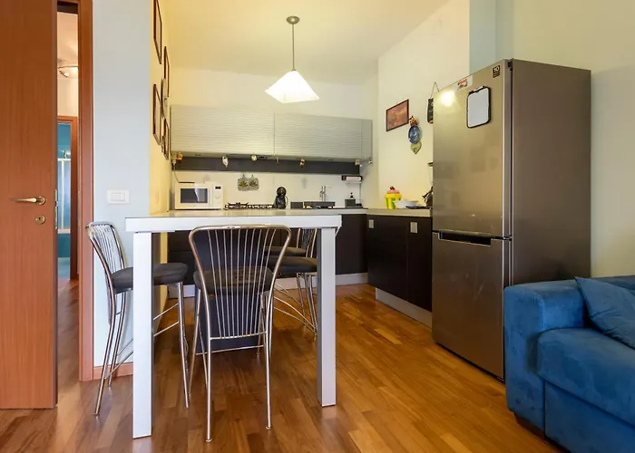 Milano Smart Stay - Near Navigli & Iulm