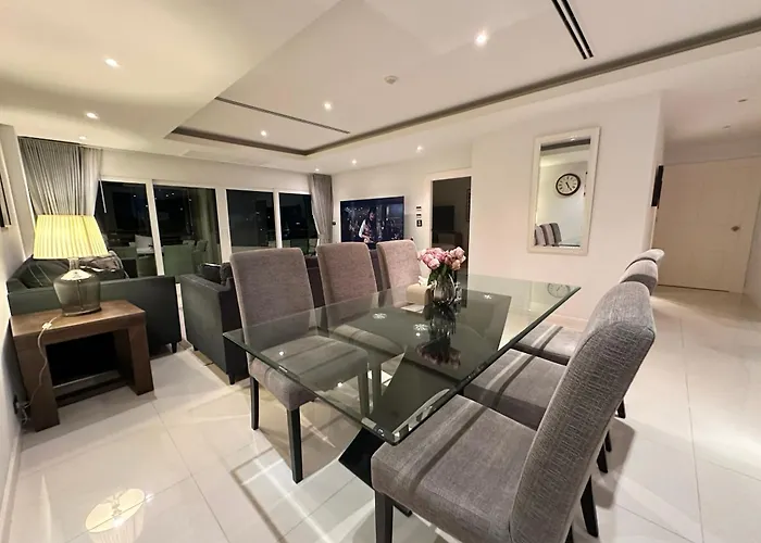 Family Suite 3-Br #Vn Residence 2, Pratumnak - Pattaya