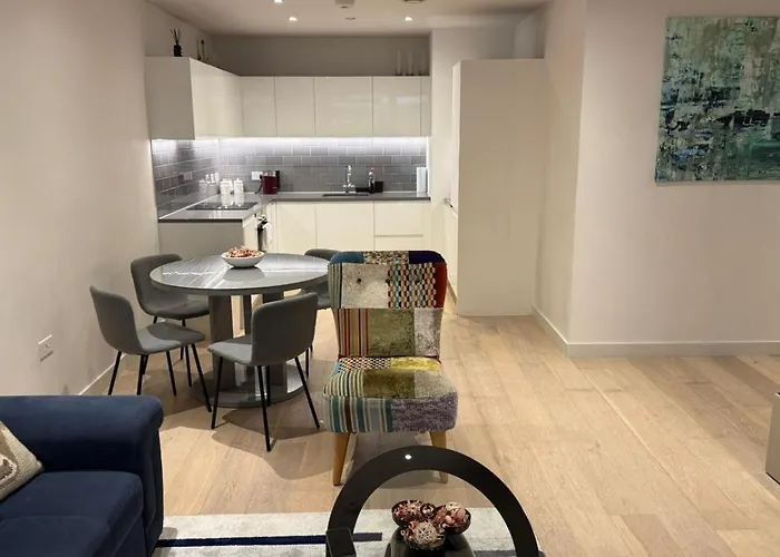 Silvertown Luxe Living London