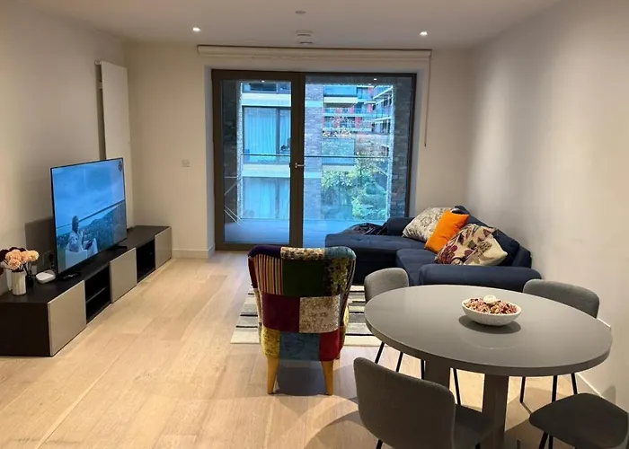 Silvertown Luxe Living London