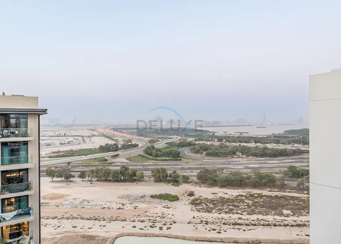 Furnished Balcony With Creek Views, Near Ras Al Khor Wildlife Sanctuary And Downtown Dubai Apartment