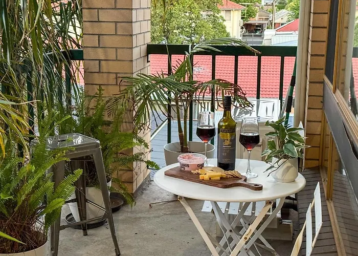 Deia At #10 - Pool, City Views, 75Inch Tv, Wifi Adelaide