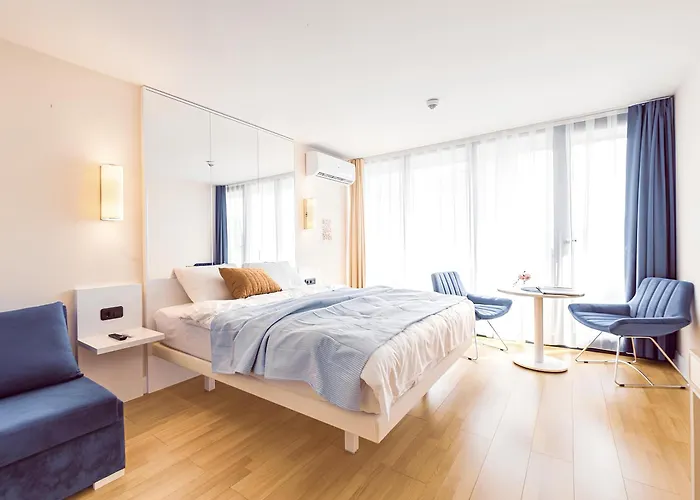 Luxury Sea View Suite City Center Batumi Beachfront