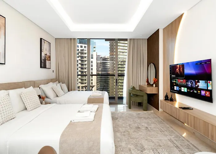 Large Modern Studio In Sterling Downtown I Dubai Mall I Sleeps 4 I Amazing Balcony
