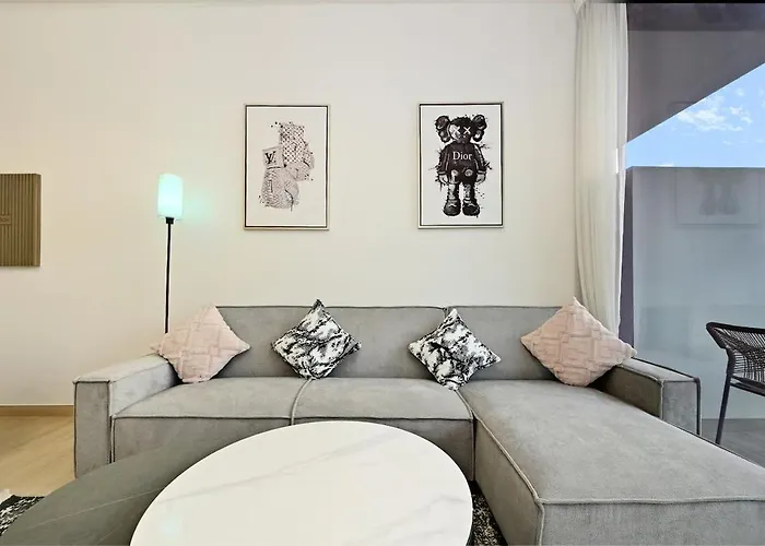 Stunning 1 Bedroom Modern Luxury Residence At Jvc Dubai
