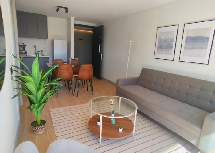 O2 Steps From The Metro, Mutual And Terminal Apartment Santiago
