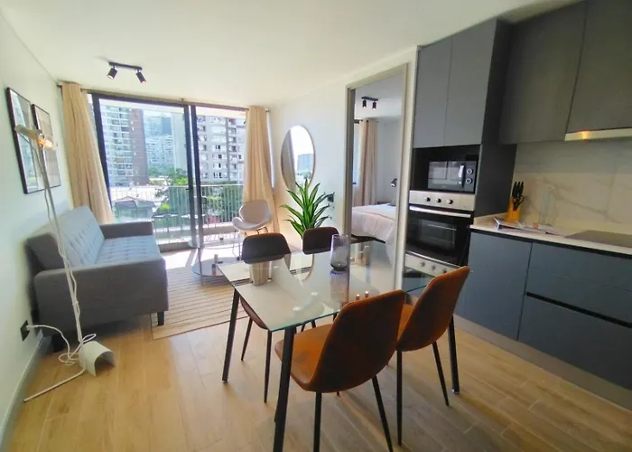 O2 Steps From The Metro, Mutual And Terminal Apartment Santiago