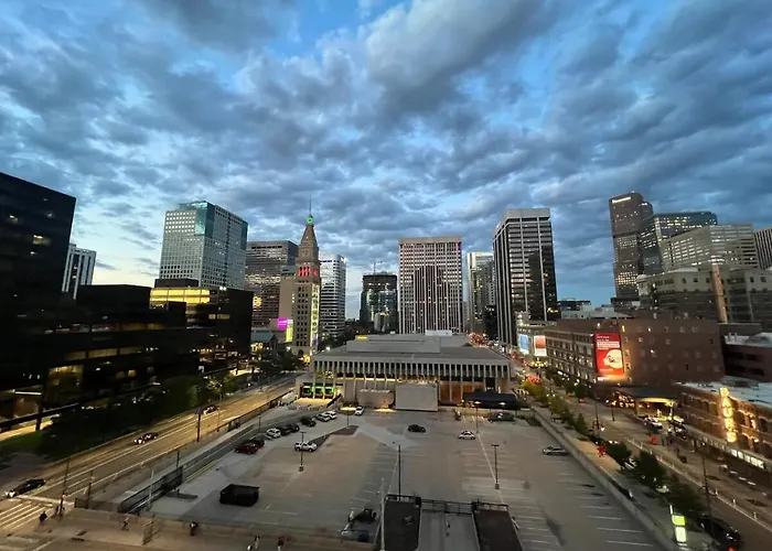 Stylish Stay In Downtown Denver