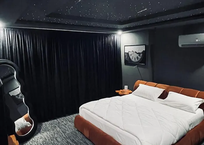 Luxury Starlight Self-Check In Apartment Rawalpindi