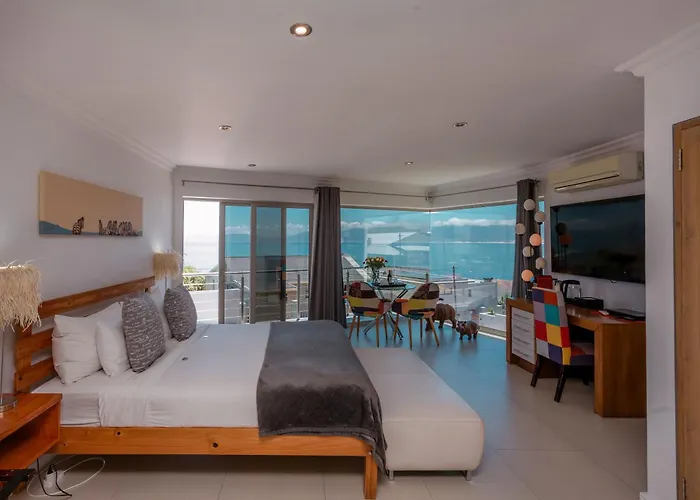 Sea Star Lodge Gansbaai