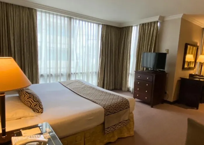 Herald Suites Solana Makati City