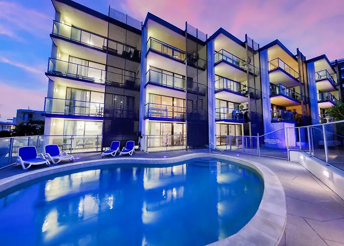 Merrima Court Holidays Caloundra