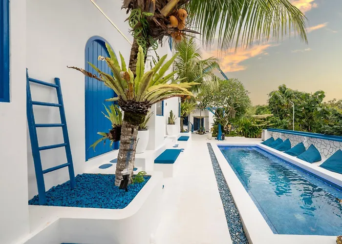 Bombora Surf Camp Hotel Uluwatu 