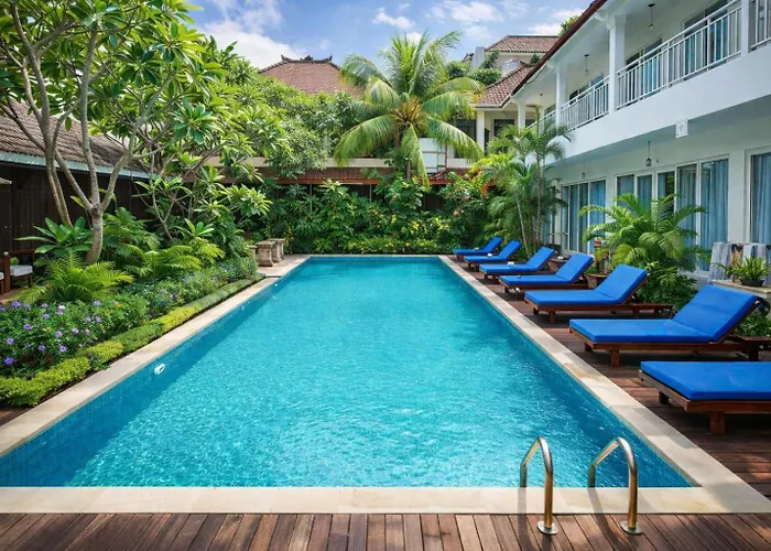 Easy Surf Camp Hotel Kuta 