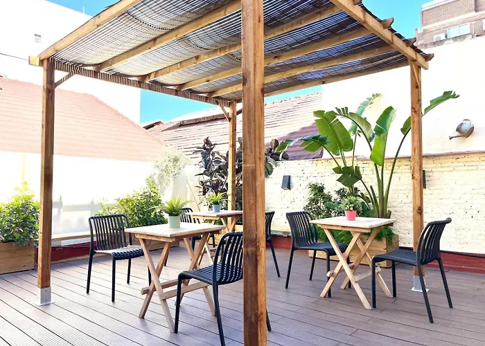 Bird House Bed & Breakfast Valencia