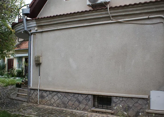 Split Crib | Brasov Apartment