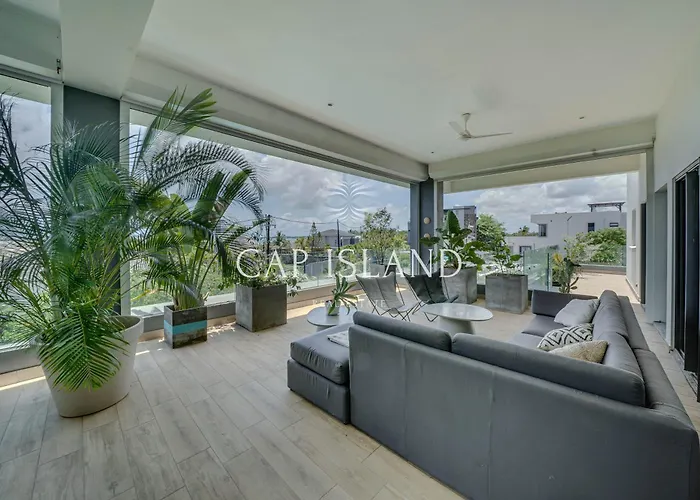 3 Bedroom Penthouse - Sea & Island View Grand-Baie