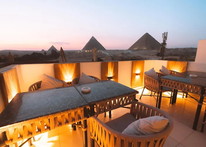 Pyramids On The Spot View Hotel Kafret el-Gabal