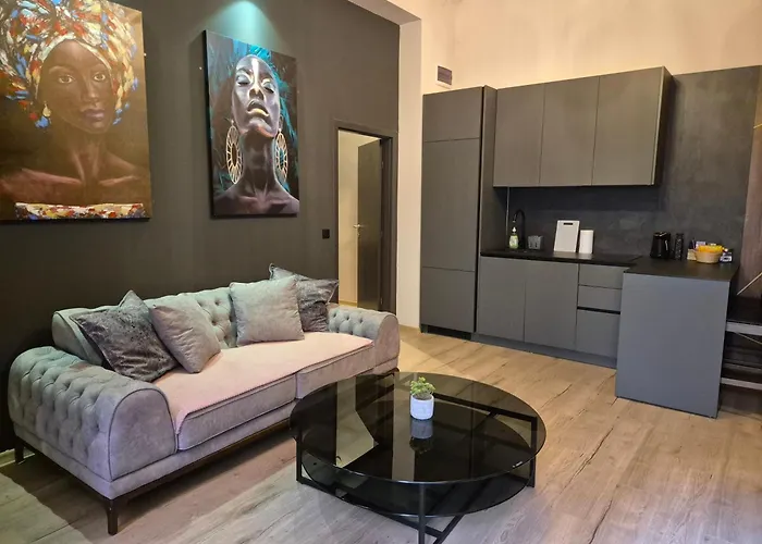 Tresor Delux Apartment Osijek