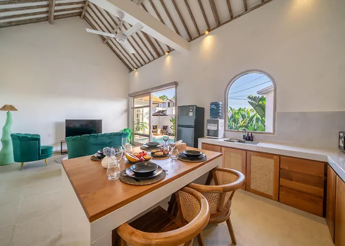 La Palma - Greenery Pool Escape With Private Parking Canggu 
