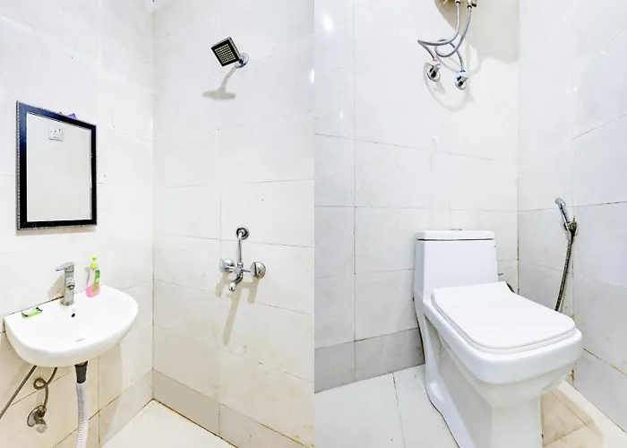 Hotel Royal - Hauz Khas Village Deer Park New Delhi