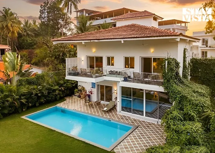 Aroha Palms Serenity With Private Pool, Wi-Fi Mandrem