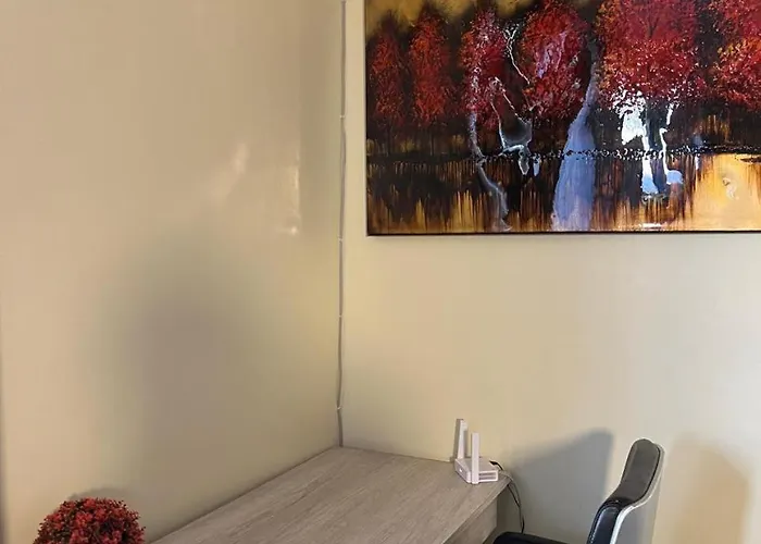 Noble Park Apartments Kiserian