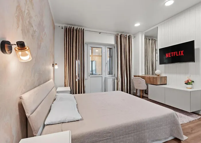 Monkey'S Den - Artistic 2Br Apartment With Balcony Bucharest