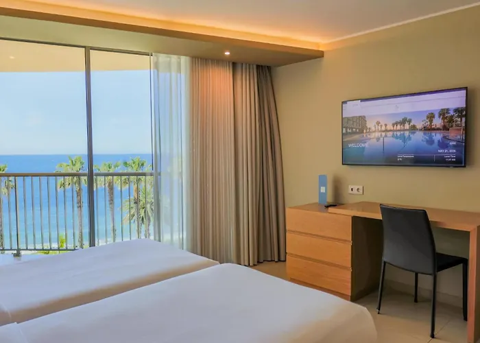 The Views Oasis Hotel Canico 