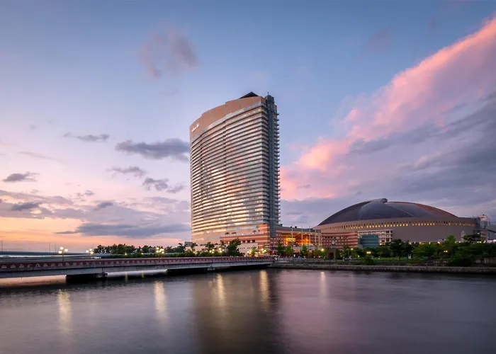 Hilton Fukuoka Sea Hawk Hotel