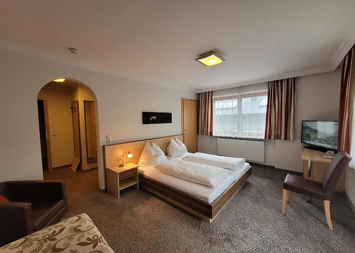 Hotel Sommerer - Hike & Bike In Saalbach, Joker Card Inkl