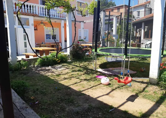 Apartments Nives Mali Losinj