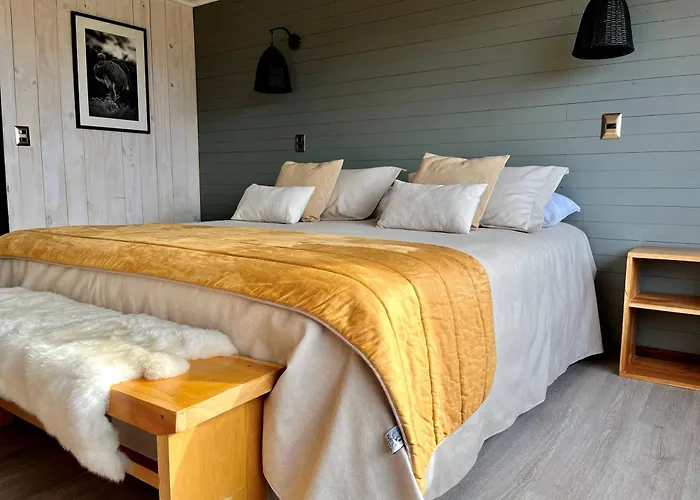 Pampa Lodge, Quincho & Caballos Torres del Paine National Park
