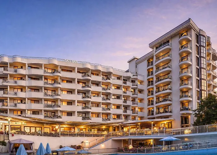 Prestige Grand Hotel & Aquapark Golden Sands