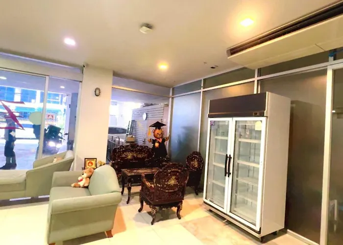 Collection O The Step Sathorn Hotel Bangkok