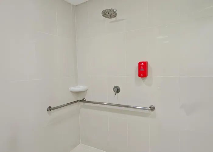Red Planet Cebu Hotel