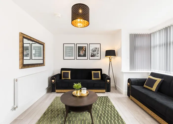 Birmingham Estate III By Prime Stays