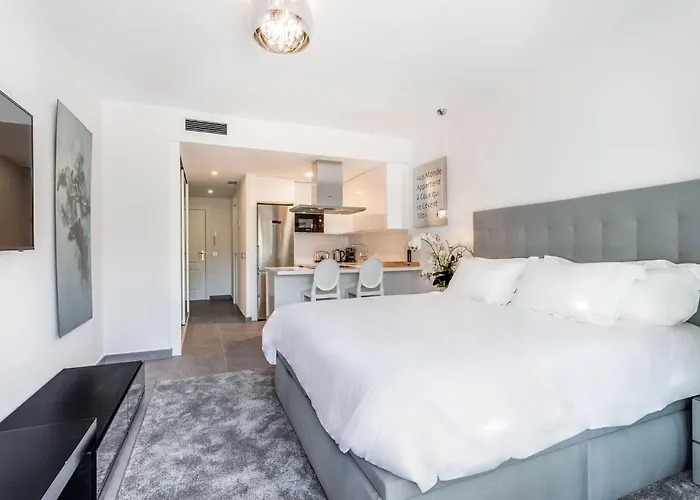 By Riva - Spectacular Studio In Medina Garden Of Puerto Banus Marbella
