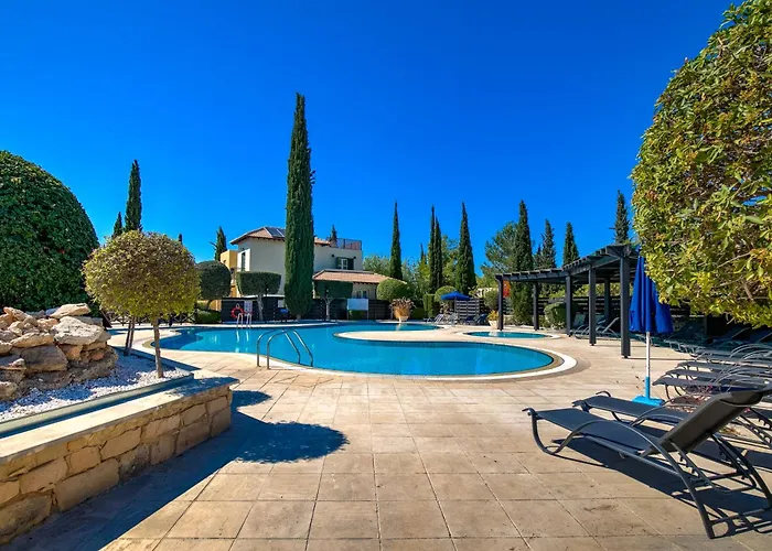 2 Bedroom Apartment Avdimou With Stunning Sea Views, Aphrodite Hills Resort Kouklia