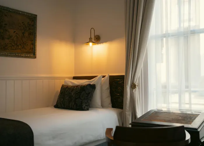 Bower House Hotel London
