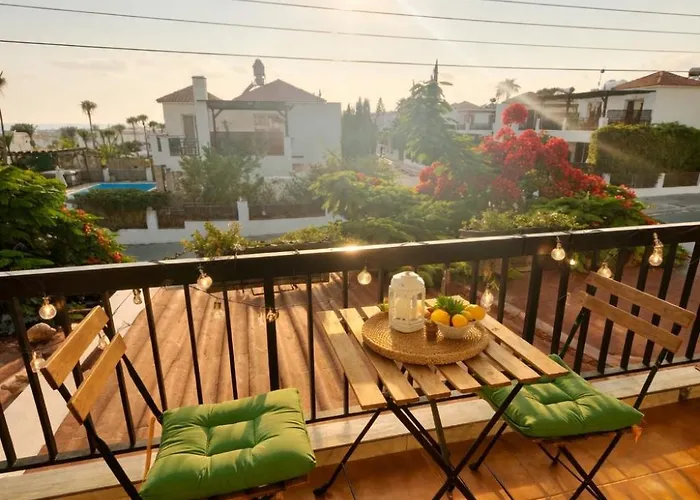 Coral Bay Sunset Veranda Arya Apartment (Adults Only)