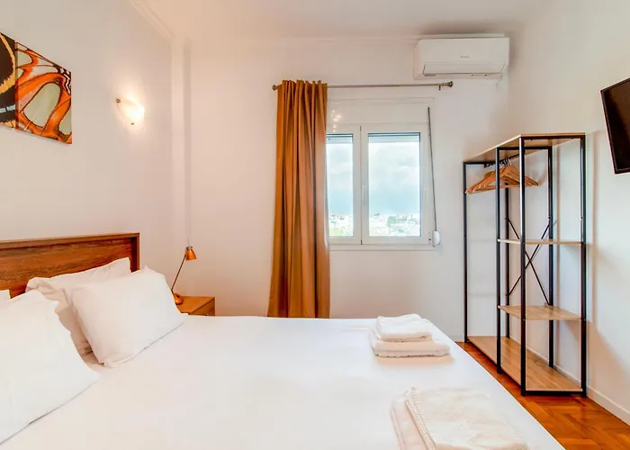 Acropolis View Top & Private-Modern Residence 150M To Metropolitan Metro Hub Athens