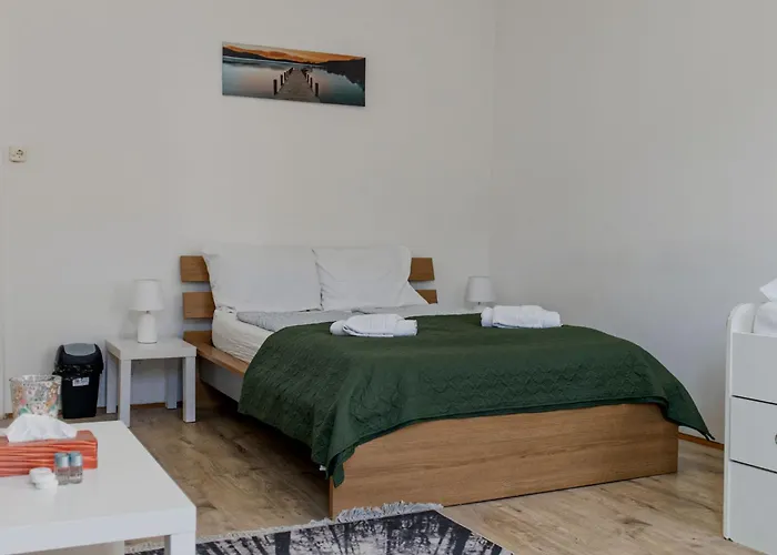 Relaxing Private Rooms Near The Danube River & Millennium City Vienna