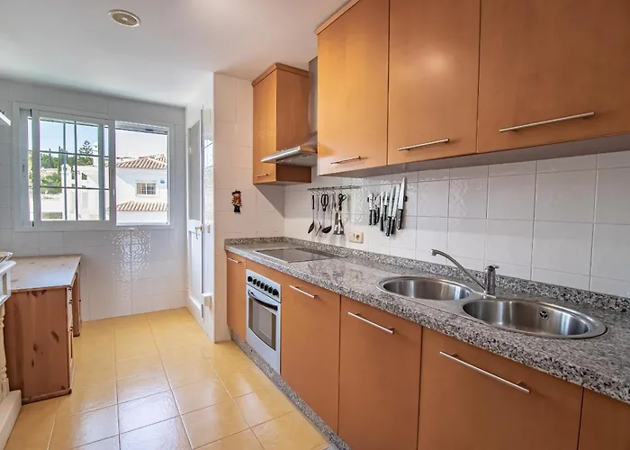 Atico Familiar Con Terraza Y Bonitas Vistas Al Mar En Marbella - Rio Real 282G Apartment