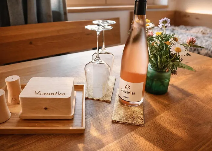 Veronikas Relax & Family Suite With Terrace Fuegen